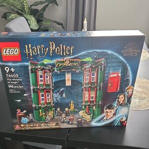BNIB LEGO Harry Potter Ministry of Magic Set 990 Pcs